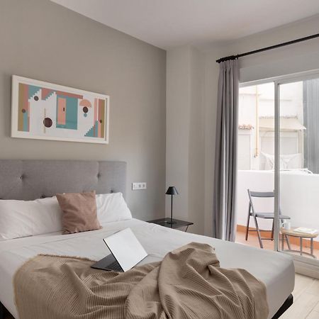 Apartamentos Libere Valencia Abastos Экстерьер фото